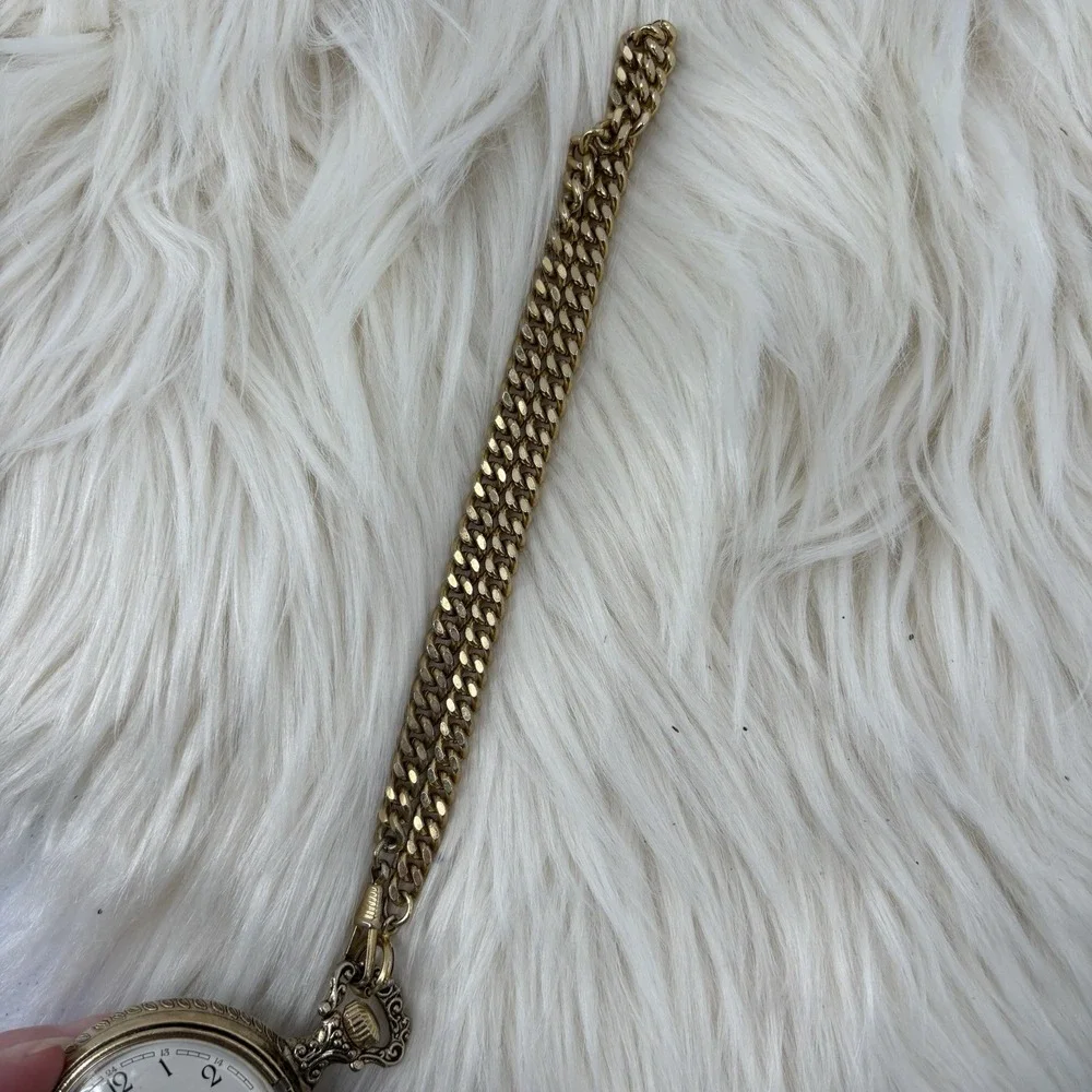 Vintage 1970's Westclox‎ Hunting Buck Dog Pocket Watch & Chain w/Original Box